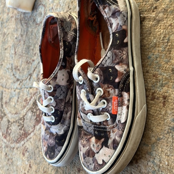 RARE ASPCA Vans Cats Classic Lace - Picture 2 of 6